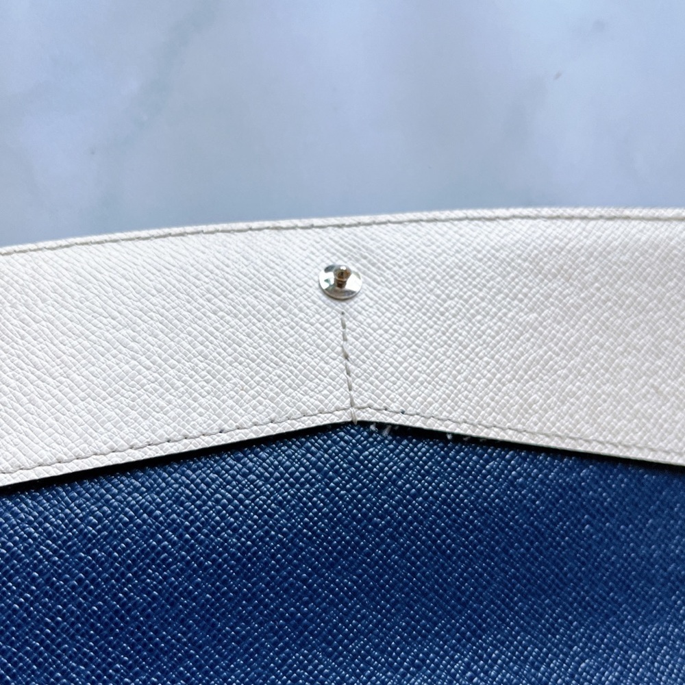 Louis Vuitton long Epi leather bifold wallet blue and white ✨ - Picture 3 of 16